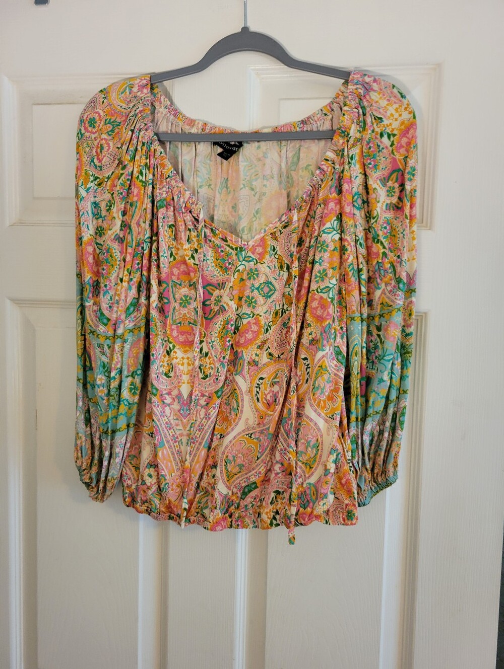 Boston Proper Pink, Green, Cream, Gold Paisley Print Peasant Blouse Size XS